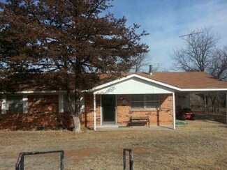 598 SW C St, Faxon, OK 73540