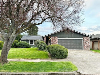 2414 48th Ave, Longview, WA 98632