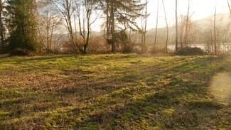 135 W Sunny Sands Rd, Cathlamet, WA 98612
