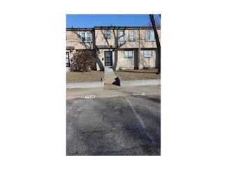 11525 Richmond Ave, Kansas City, MO 64134