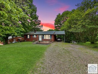 1008 Mountain Rd, Martinsville, VA 24112