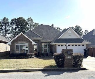 1710 Valley Brook Ln, Longview, TX 75605