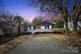 801 Pennsylvania Ave, Charlotte, NC 28216