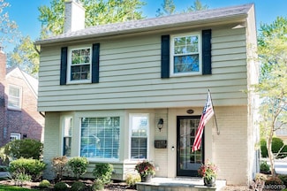 16260 Locherbie Ave, Beverly Hills, MI 48025