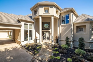 1800 O Henry Ct, Arlington, TX 76006