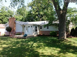 2533 Brookdale St NW, Canton, OH 44709