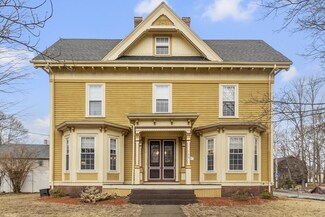128 Salem St, Reading, MA 01867