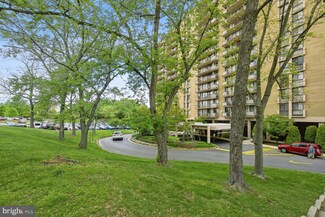 6100 Westchester Park Dr Unit T1, College Park, MD 20740