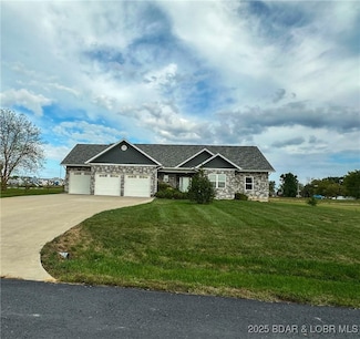 7 Wilhelm Dr, Versailles, MO 65084