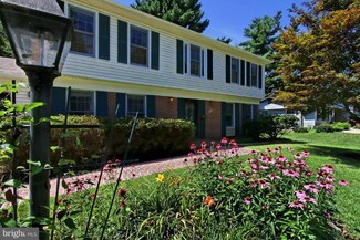 8509 Paul Revere Ct, Annandale, VA 22003