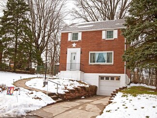 128 Gardenia Dr, Turtle Creek, PA 15145