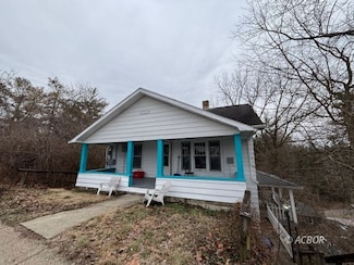 2 & 2.5 Columbia, Athens, OH 45701