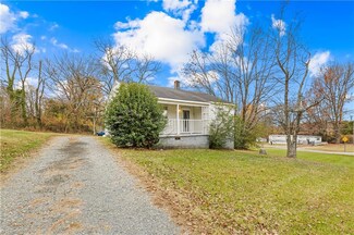 1997 Bethel Dr, High Point, NC 27260