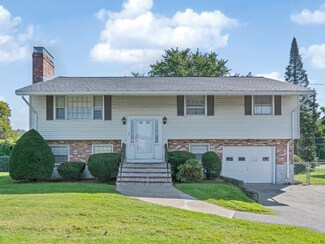 55 Silver Hill Ln, Waltham, MA 02451