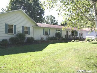 9040 Petrie Rd, Bridgeport, NY 13030