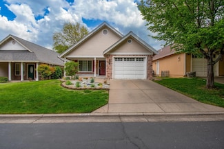 3535 S Village Dr, Medford, OR 97504