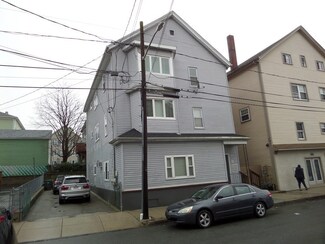 174 Jencks St, Fall River, MA 02723