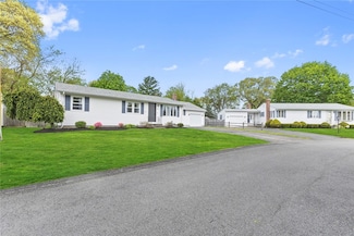 49 Naples Ave, Warwick, RI 02886