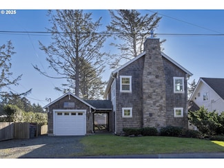 187 E Monroe St, Cannon Beach, OR 97110