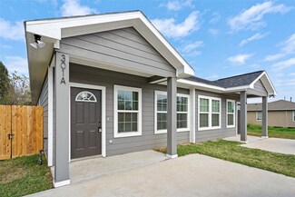 301 Owens St, Houston, TX 77029