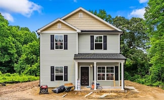 2154 E 1st St, Winston-Salem, NC 27101