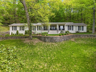 1908 Cromwell Dr, Nashville, TN 37215