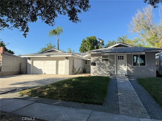 1488 Bussey St, San Bernardino, CA 92405