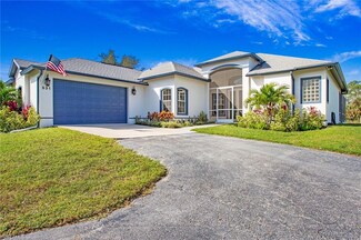 531 21st St SW, Naples, FL 34117