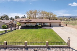4822 W Avenue m12, Lancaster, CA 93536