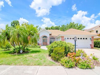 1067 Eisenhower Dr, Nokomis, FL 34275