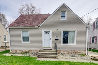1647 Redwood Ave, Akron, OH 44301