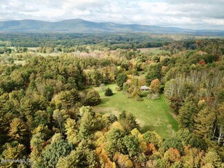 200 Water Farm Rd, Sheffield, MA 01257