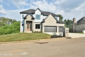10120 Fox Cove Rd, Knoxville, TN 37922