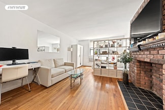 250 W 15th St Unit 2B, New York, NY 10011
