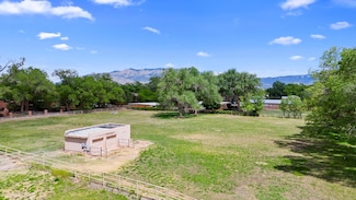 8737 Rio Grande Blvd NW, Los Ranchos de Albuquerque, NM 87114
