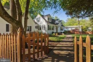 7825 Shreve Rd, Falls Church, VA 22043