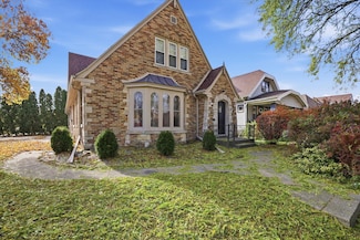 4709 W Leon Terrace, Milwaukee, WI 53216