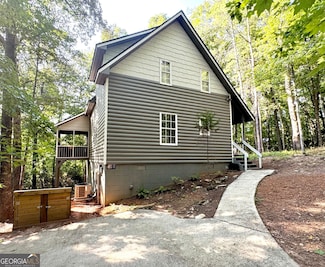 111 Milton Way, Sautee Nacoochee, GA 30571