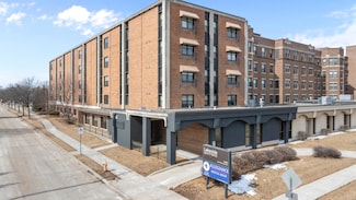 1120 E Parkway Ave, Oshkosh, WI 54901