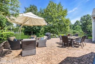 10 Balmoral Dr, Jackson Township, NJ 08527