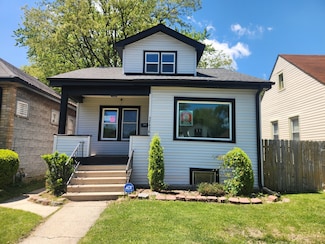 12416 S Carpenter St, Calumet Park, IL 60827
