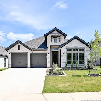 677 Inner Path, New Braunfels, TX 78132