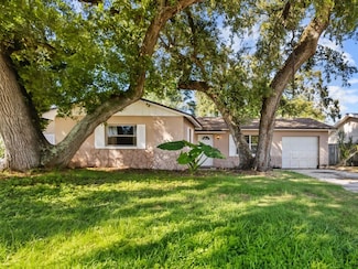 1574 Huntington Ln, Clearwater, FL 33755