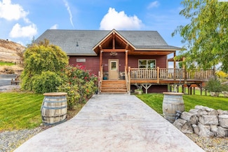 233 Tibbling Rd, Selah, WA 98942