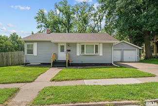3003 Telegraph Rd, Davenport, IA 52804