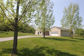 2386 Meadow Ln, Hamilton, NY 13346