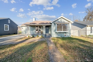 522 E 6th St, Claremore, OK 74017