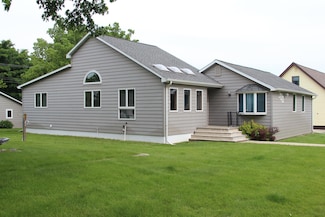 533 Washington St, Burke, SD 57523