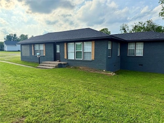 111 E Main St, Stroud, OK 74079