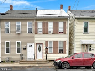 419 N 6th St, Lebanon, PA 17046